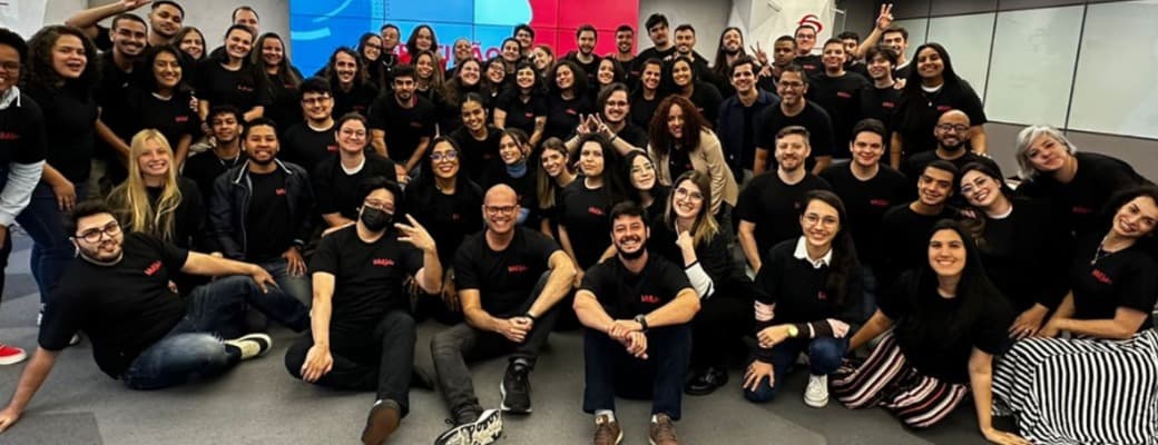 The WallJobs team together at the office in São Paulo